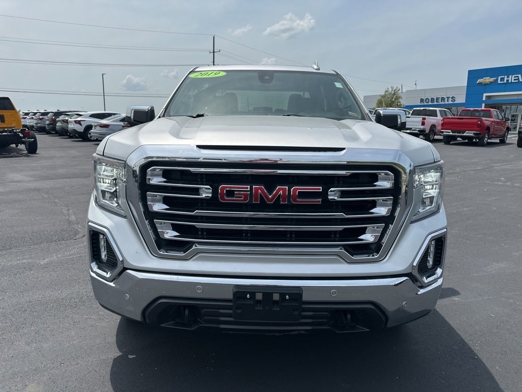 Used 2019 GMC Sierra 1500 SLT with VIN 3GTU9DED2KG237999 for sale in Kansas City