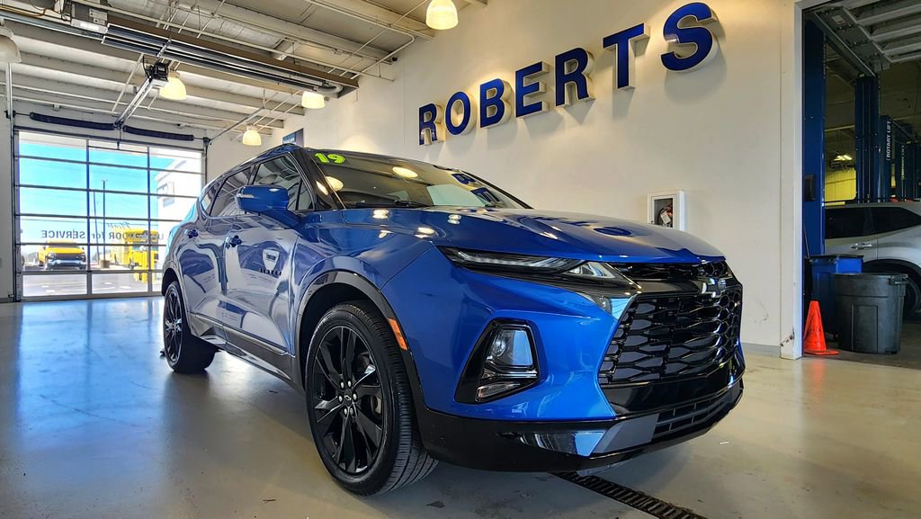 Used 2019 Chevrolet Blazer RS with VIN 3GNKBJRS4KS634539 for sale in Kansas City