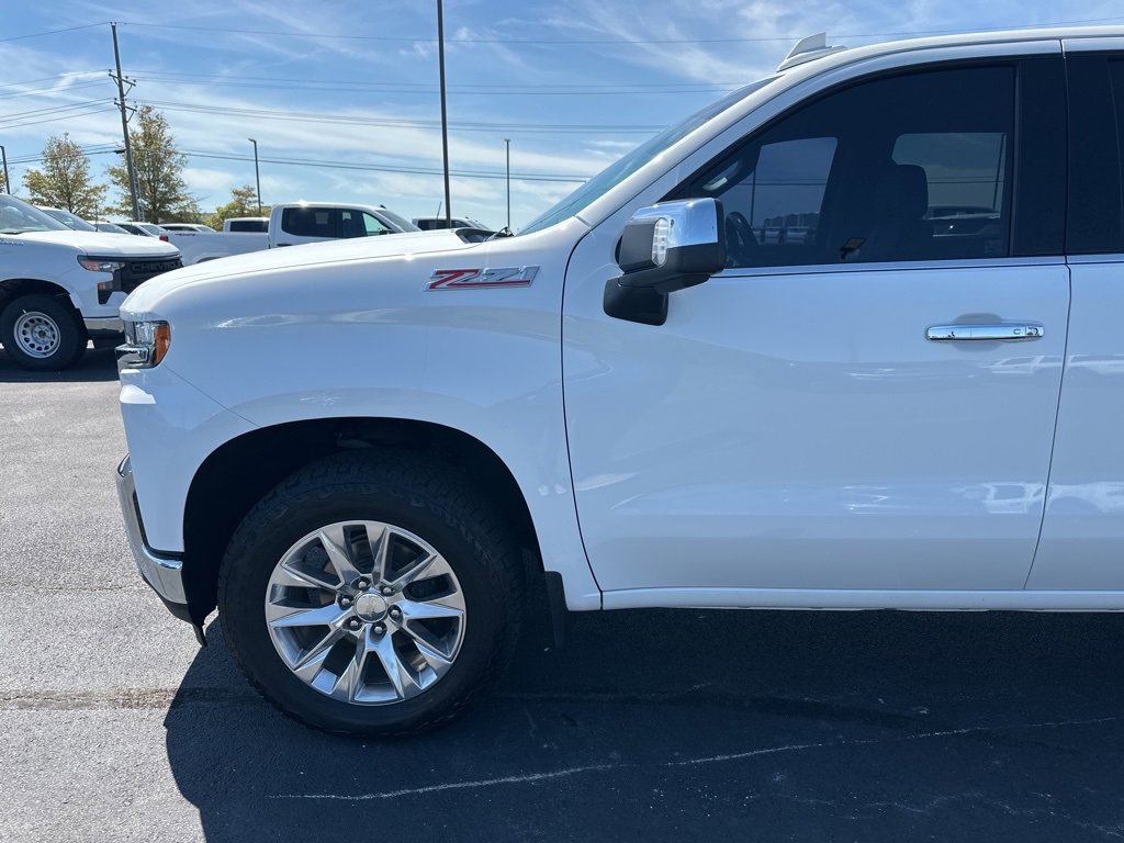 2022 Chevrolet Silverado 1500 LTZ photo 3