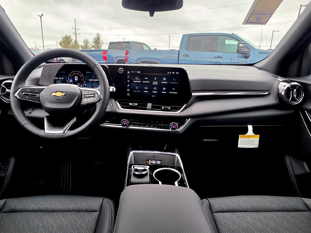 2027 Chevrolet Equinox LT - Photo 17