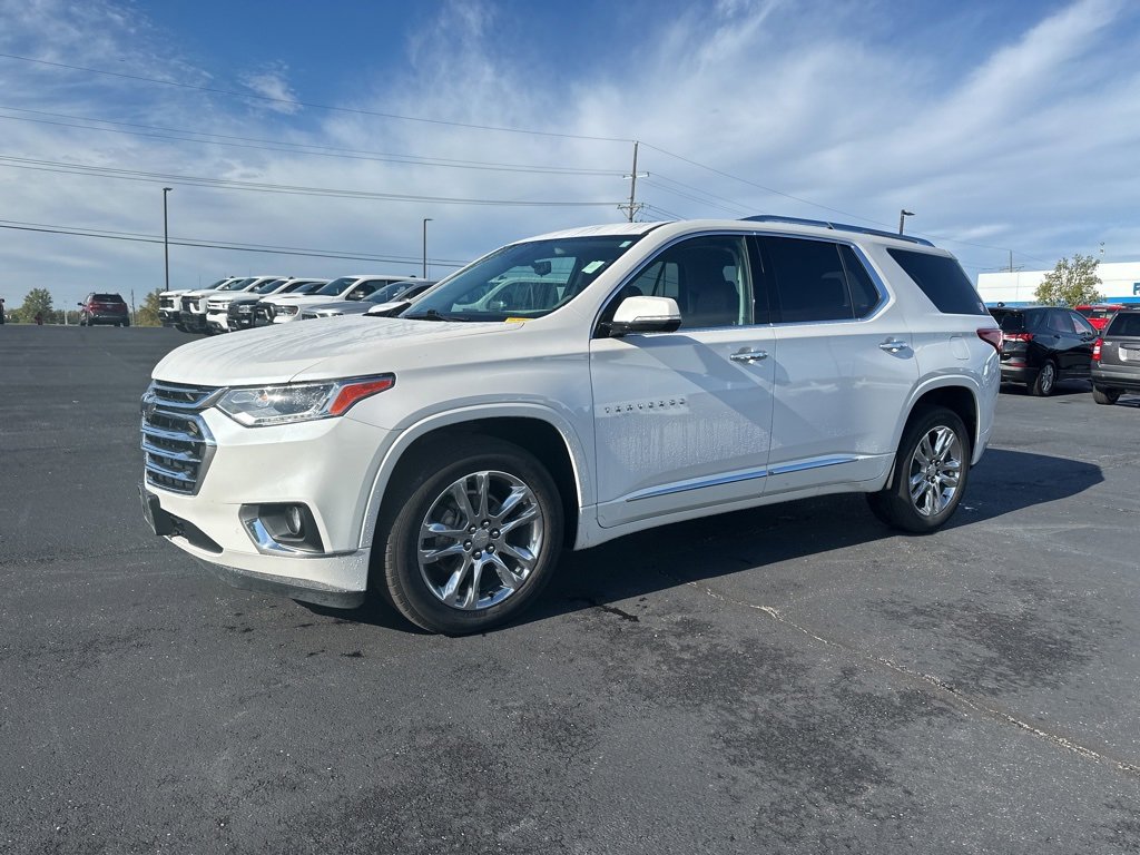 Used 2020 Chevrolet Traverse High Country with VIN 1GNEVNKW0LJ205491 for sale in Kansas City