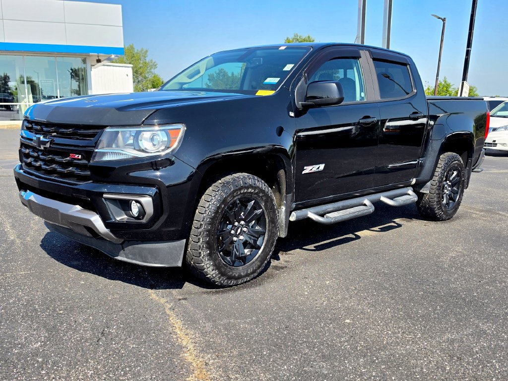 Used 2022 Chevrolet Colorado Z71 with VIN 1GCGTDEN9N1156136 for sale in Kansas City