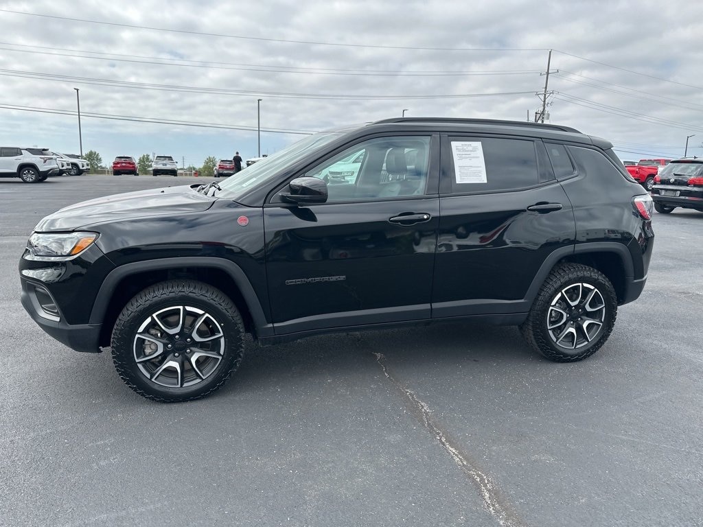 Used 2024 Jeep Compass Trailhawk SUV