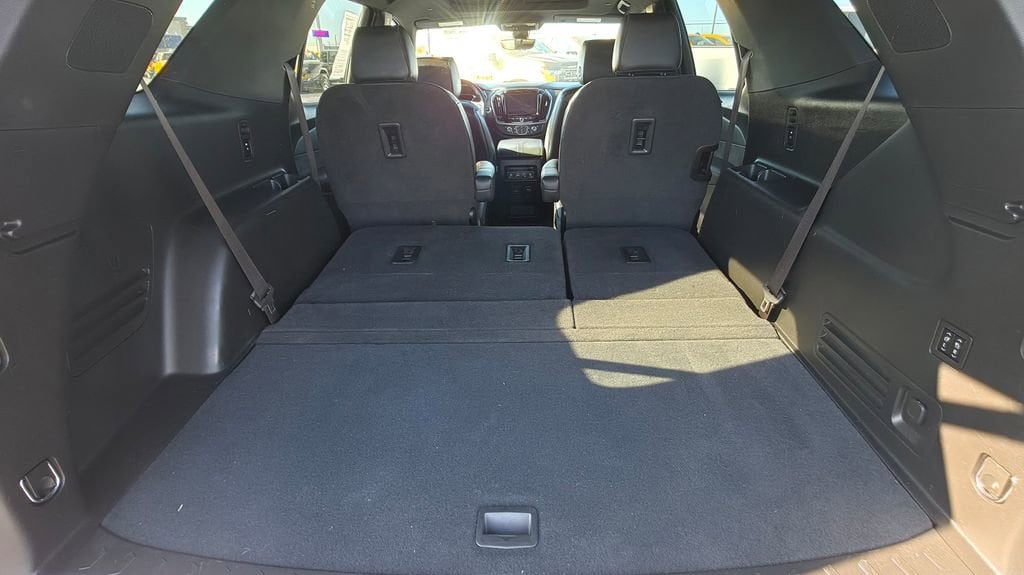 2023 Chevrolet Traverse High Country - Photo 11