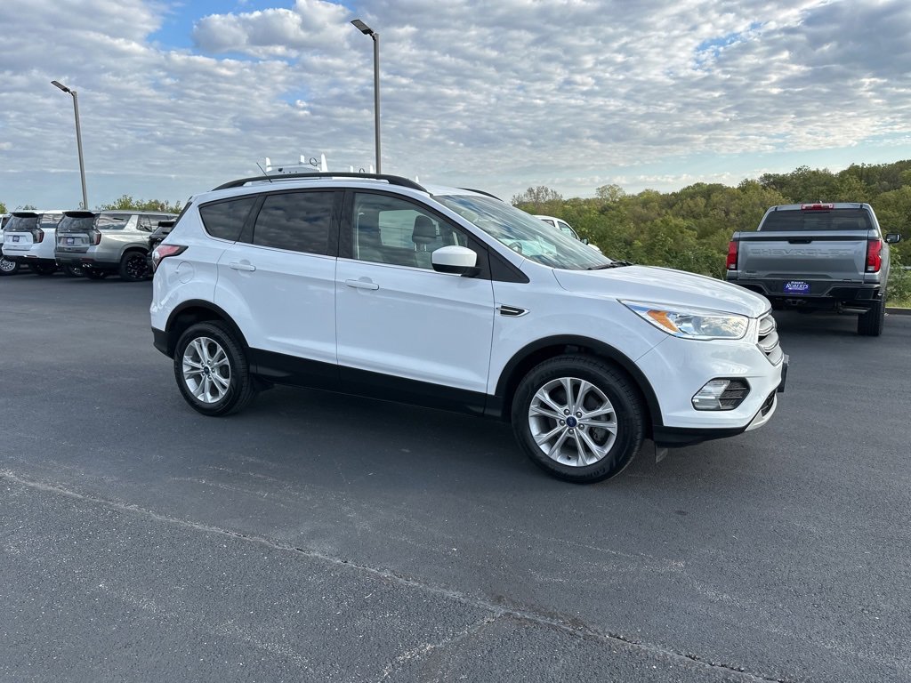 2018 Ford Escape SE photo 3