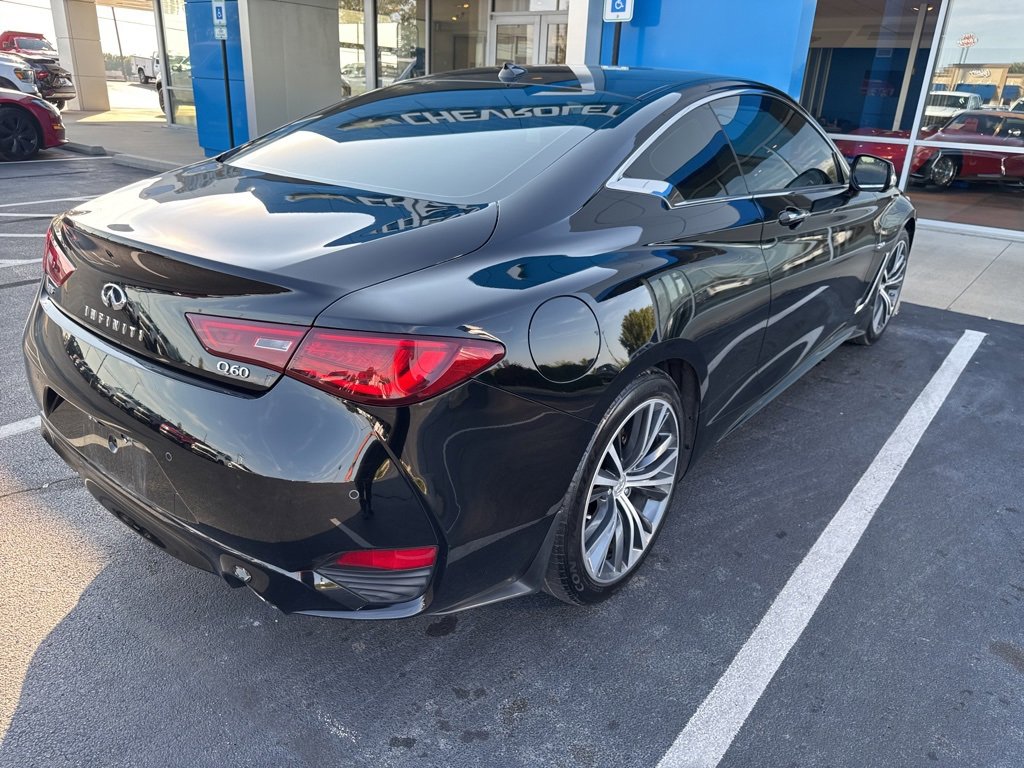 Used 2017 INFINITI Q60 Coupe Premium with VIN JN1CV7EL6HM321087 for sale in Kansas City