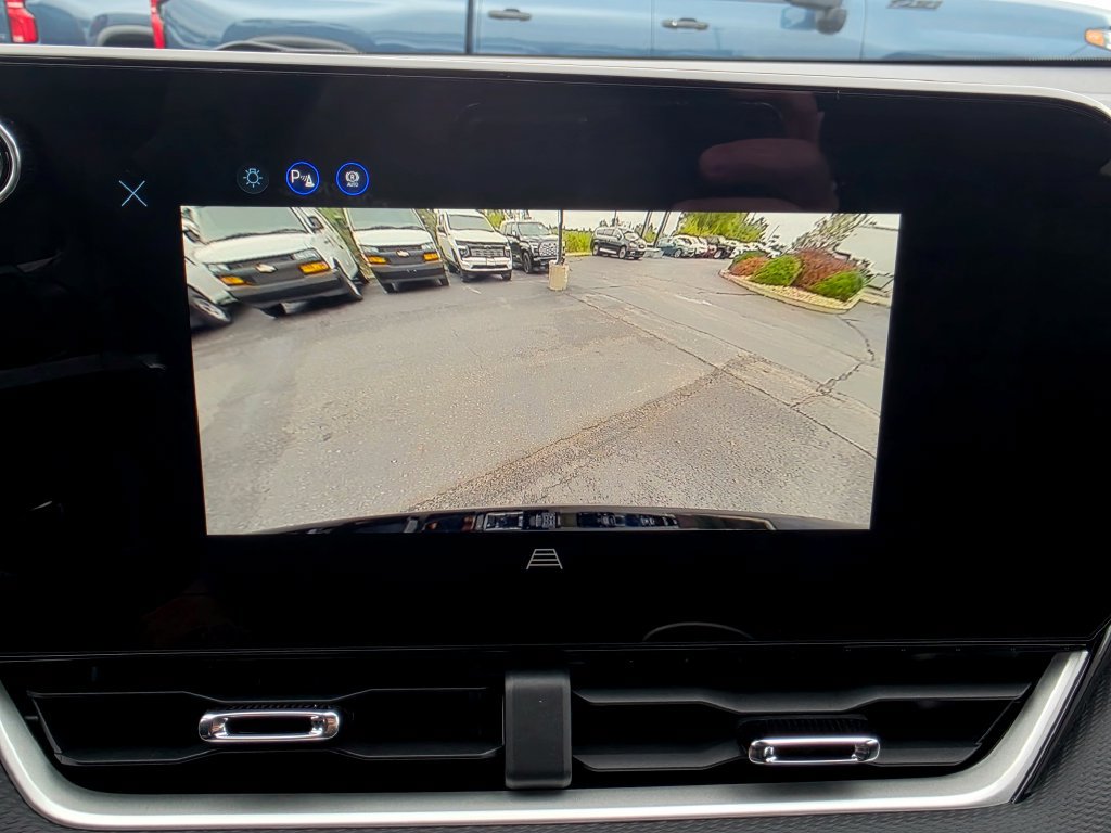 2027 Chevrolet Equinox LT - Photo 44
