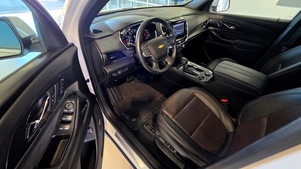 2023 Chevrolet Traverse High Country - Photo 21