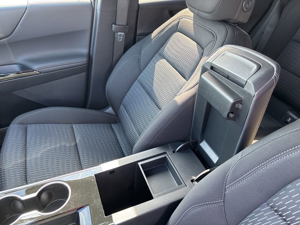 2026 Chevrolet Equinox LT - Photo 29