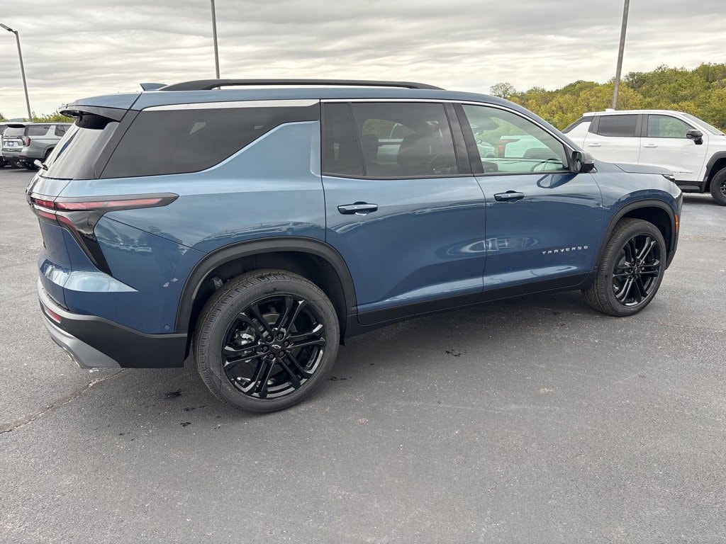 New 2026 Chevrolet Traverse LT SUV