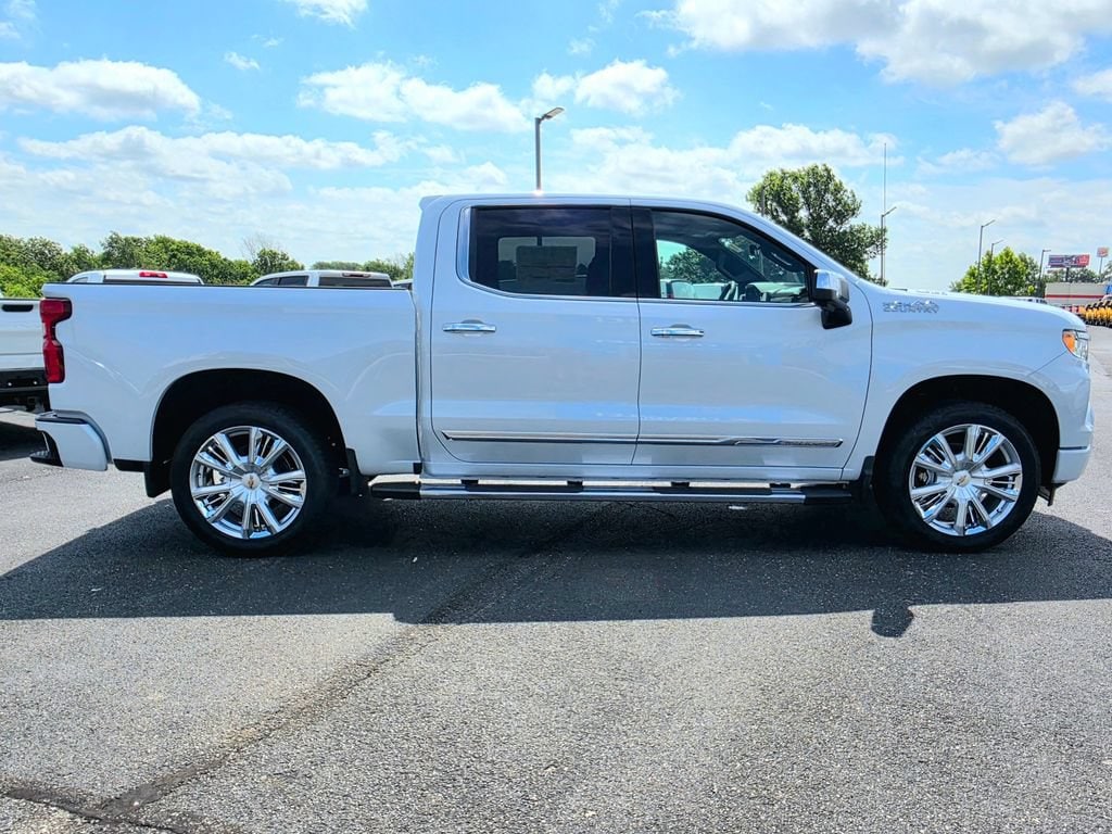 2026 Chevrolet Silverado 1500 High Country - Photo 13