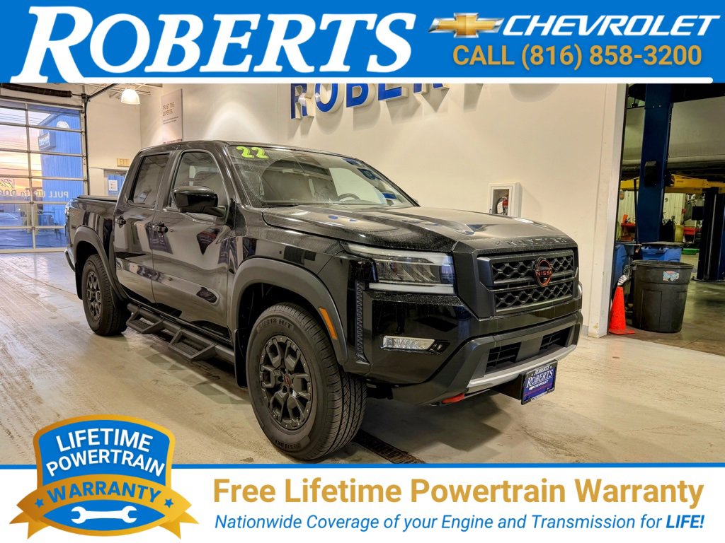 2022 Nissan Frontier PRO-4X's photo