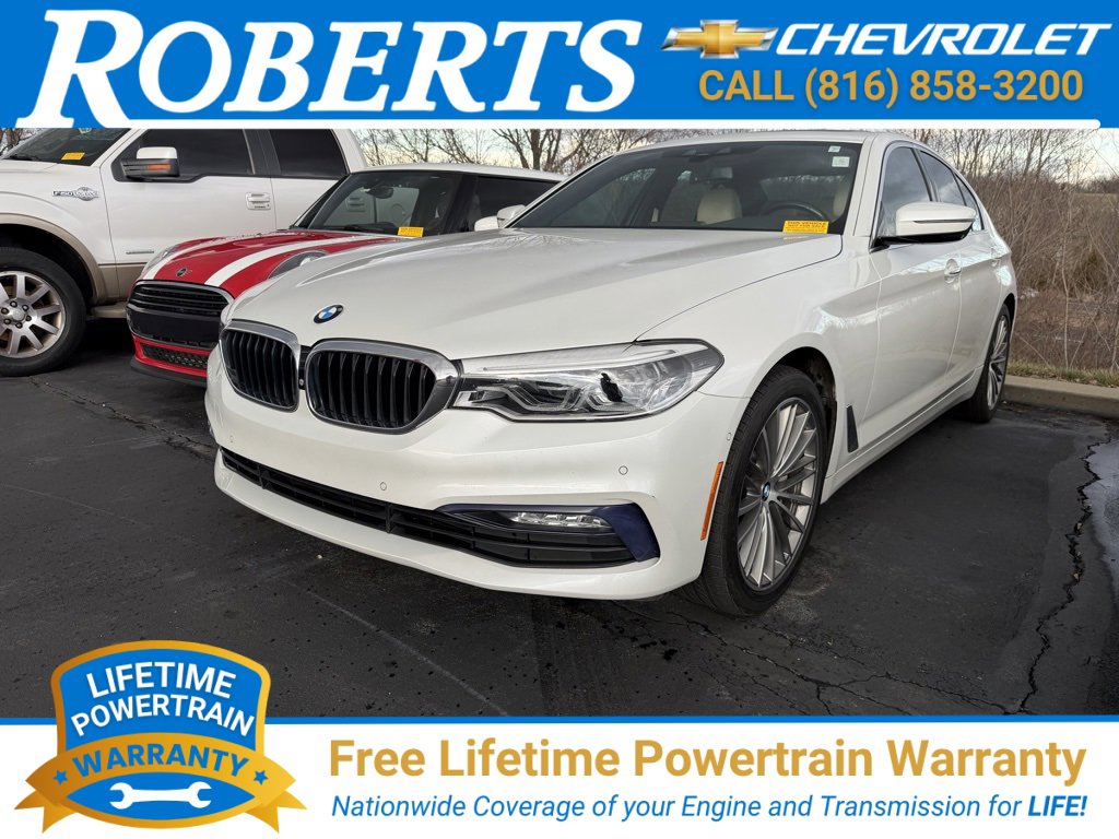 2017 BMW 5 Series 530i's photo