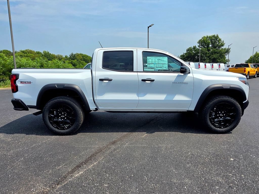 2026 Chevrolet Colorado Trail Boss - Photo 9