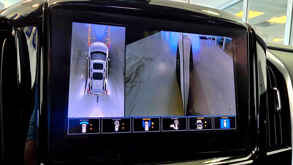 2023 Chevrolet Traverse High Country - Photo 45