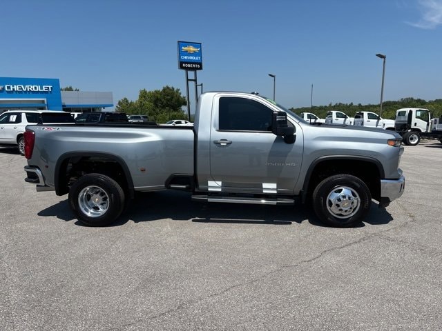 Used 2024 Chevrolet Silverado 3500HD LT with VIN 1GC3YTEY5RF345041 for sale in Kansas City