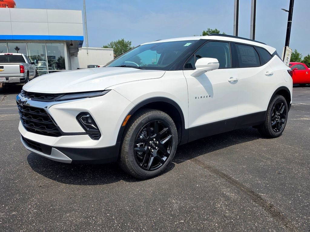 2026 Chevrolet Blazer 3LT - Photo 2