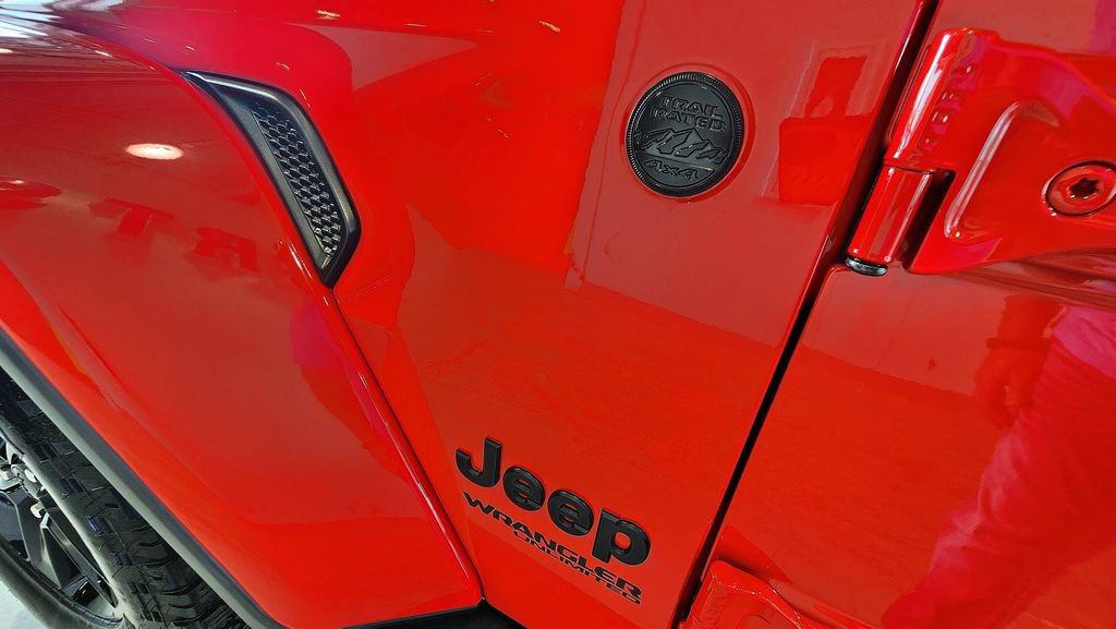 2021 Jeep Wrangler Unlimited Sahara Altitude - Photo 12
