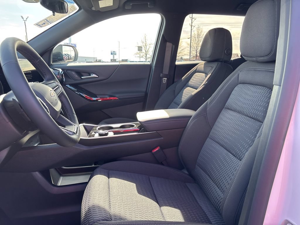 2026 Chevrolet Equinox LT - Photo 12