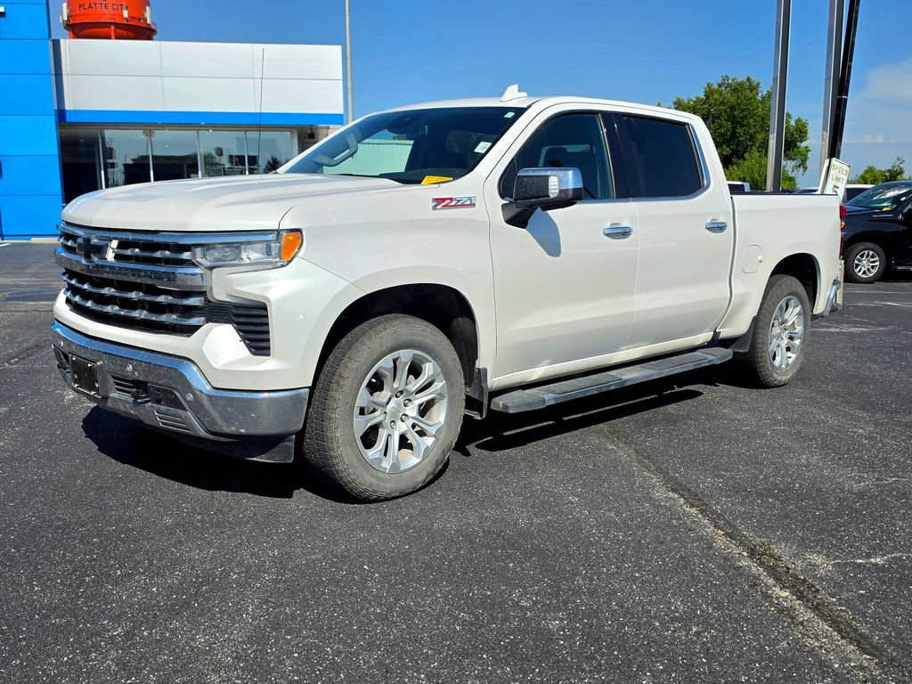 Used 2023 Chevrolet Silverado 1500 LTZ with VIN 1GCUDGED5PZ330846 for sale in Kansas City