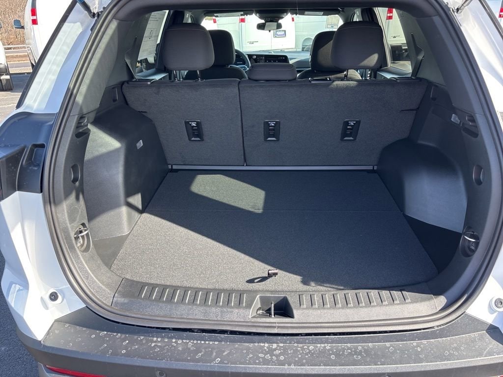 2026 Chevrolet Equinox LT - Photo 38