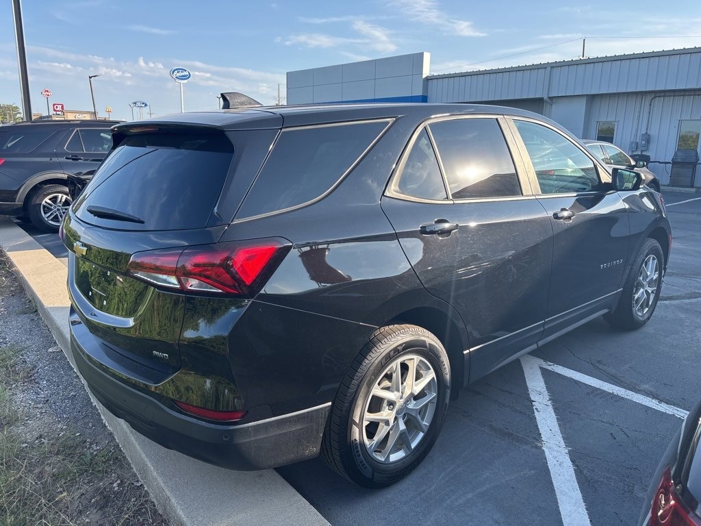 Used 2022 Chevrolet Equinox LS SUV