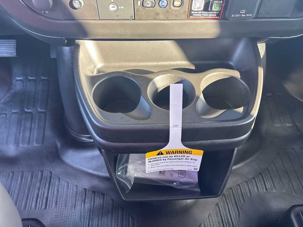 2025 Chevrolet Express Cargo Work Van - Photo 25