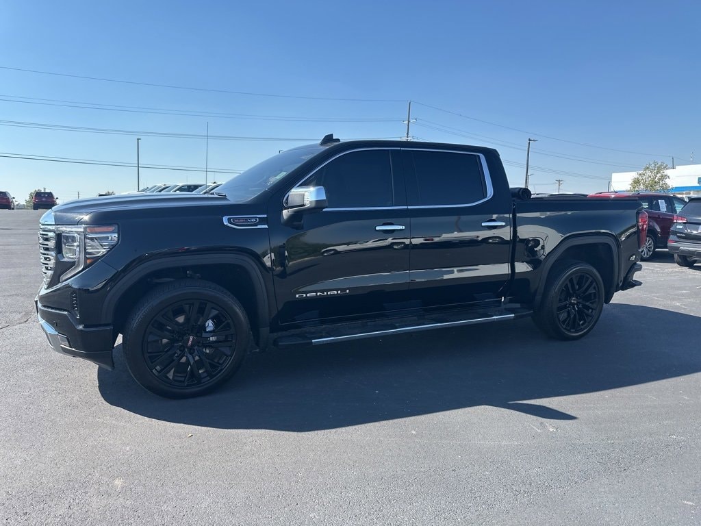 Used 2023 GMC Sierra 1500 Denali Denali with VIN 3GTUUGEL1PG204653 for sale in Kansas City