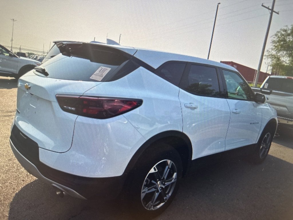 Used 2023 Chevrolet Blazer 2LT with VIN 3GNKBCR43PS169840 for sale in Kansas City