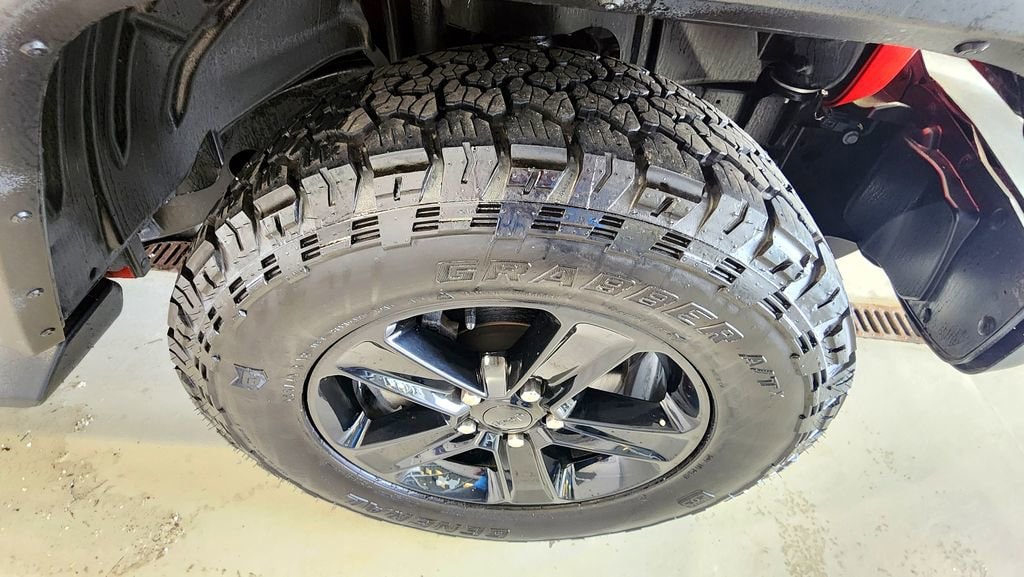 2021 Jeep Wrangler Unlimited Sahara Altitude - Photo 11
