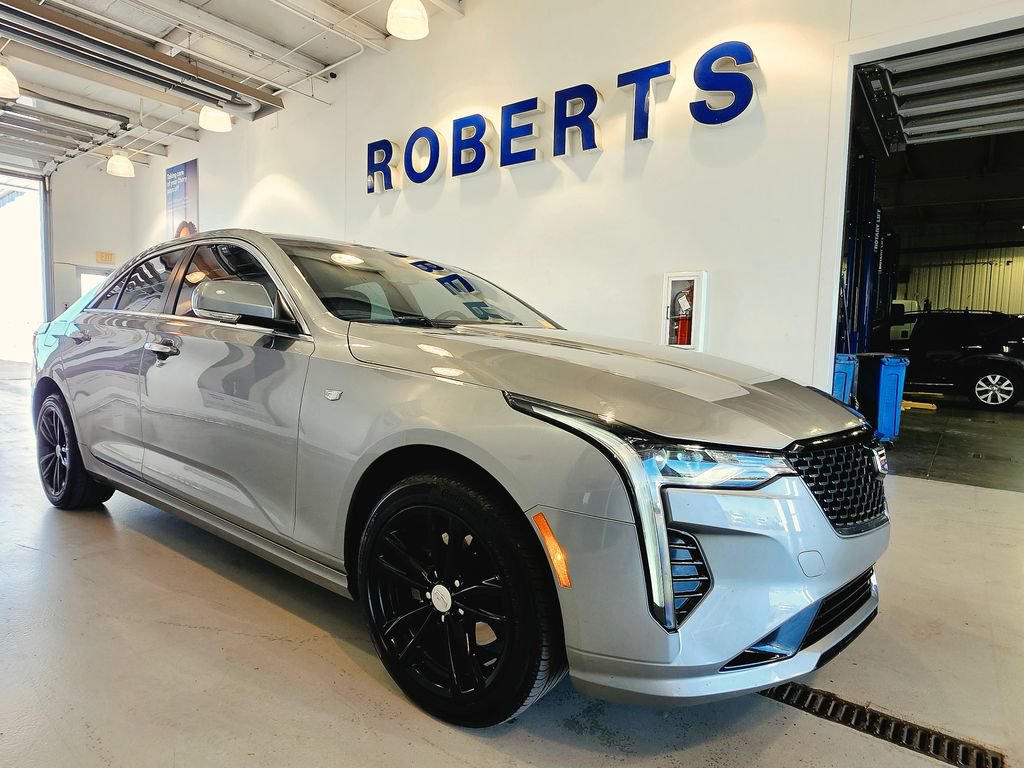 Used 2025 Cadillac CT4 Luxury with VIN 1G6DK5RKXS0104529 for sale in Kansas City