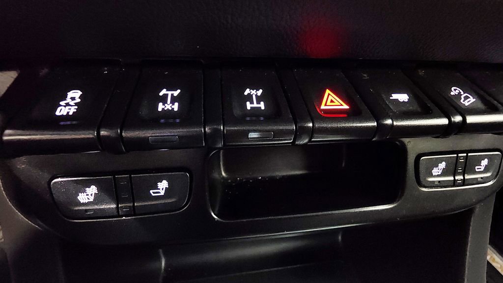 2022 Chevrolet Colorado ZR2 - Photo 37