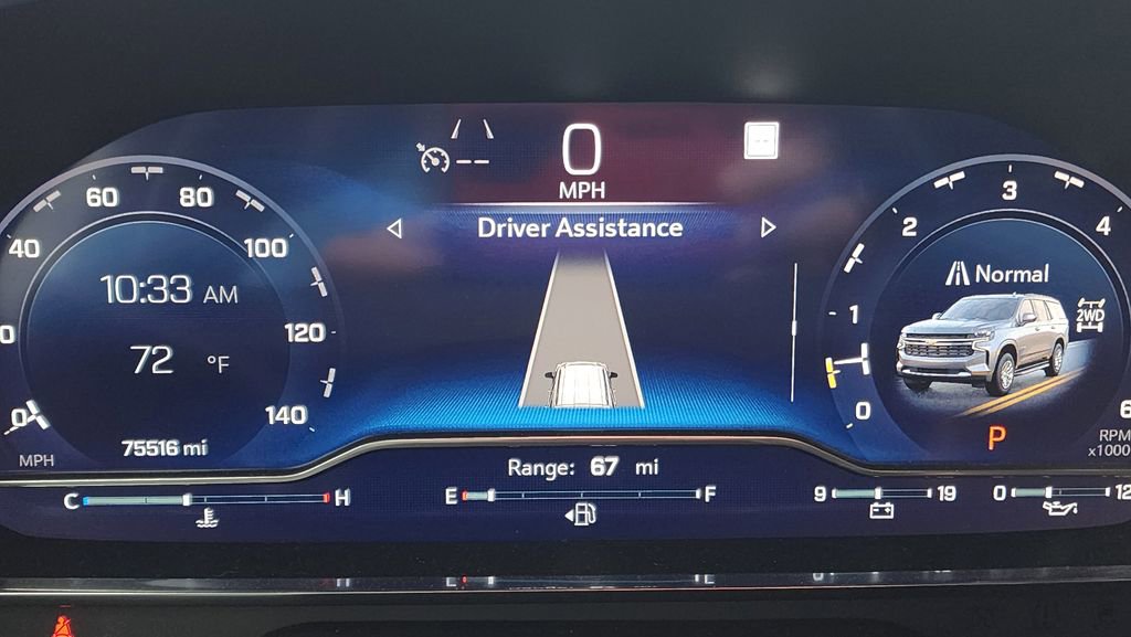 2022 Chevrolet Suburban LT - Photo 31