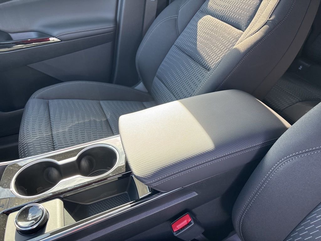 2026 Chevrolet Equinox LT - Photo 28