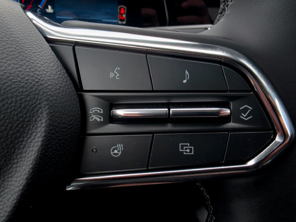 2027 Chevrolet Equinox LT - Photo 27