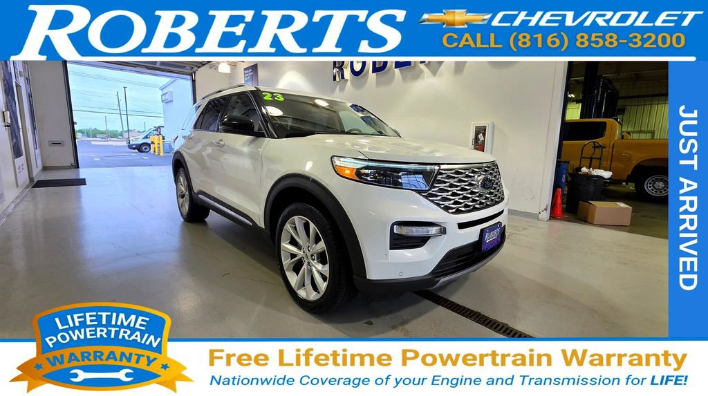 2023 Ford Explorer Platinum 4WD's photo