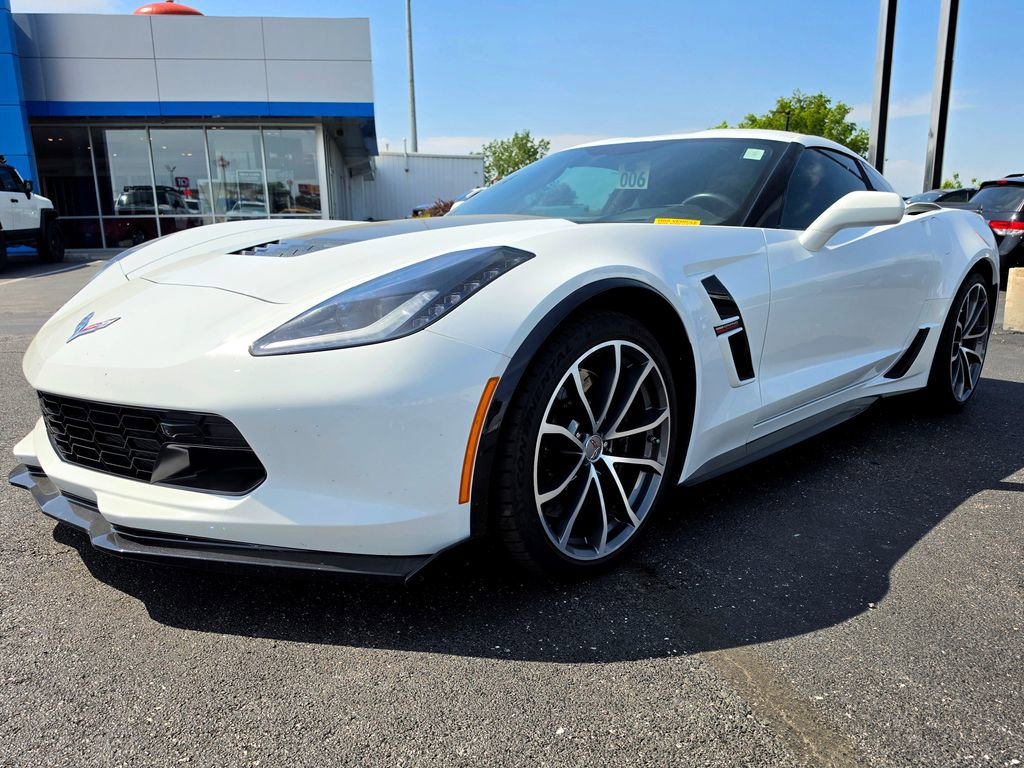 Used 2018 Chevrolet Corvette 3LT with VIN 1G1Y12D77J5100922 for sale in Kansas City