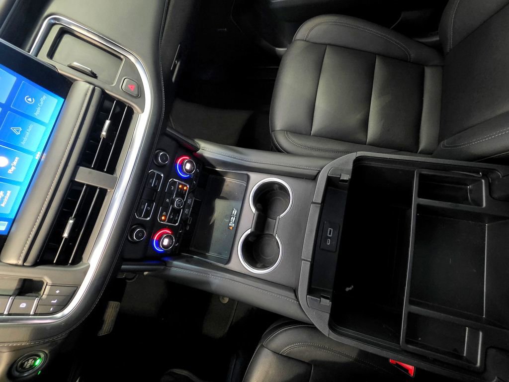 2022 Chevrolet Suburban LT - Photo 38