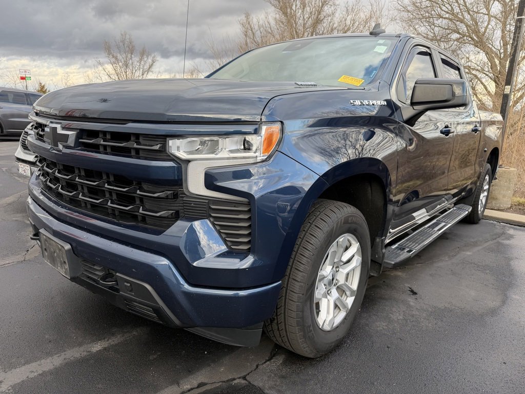 Used 2022 Chevrolet Silverado 1500 RST with VIN 1GCUDEET3NZ605672 for sale in Kansas City