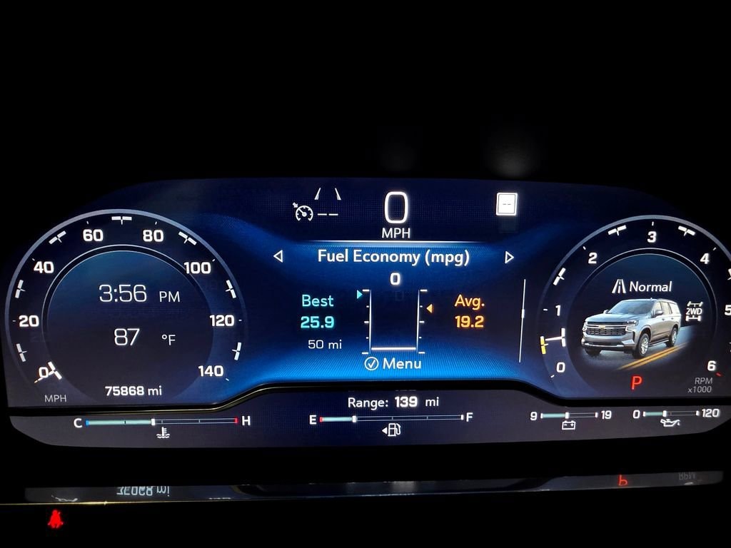 2022 Chevrolet Suburban LT - Photo 30