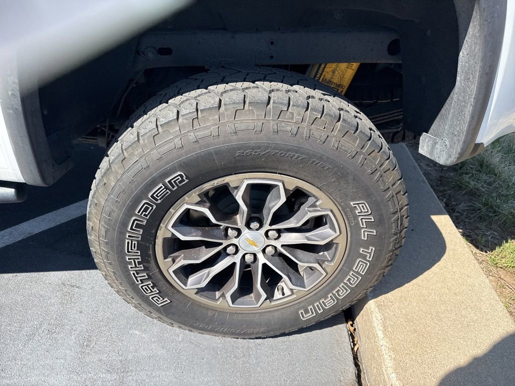 2022 Chevrolet Colorado ZR2 - Photo 17