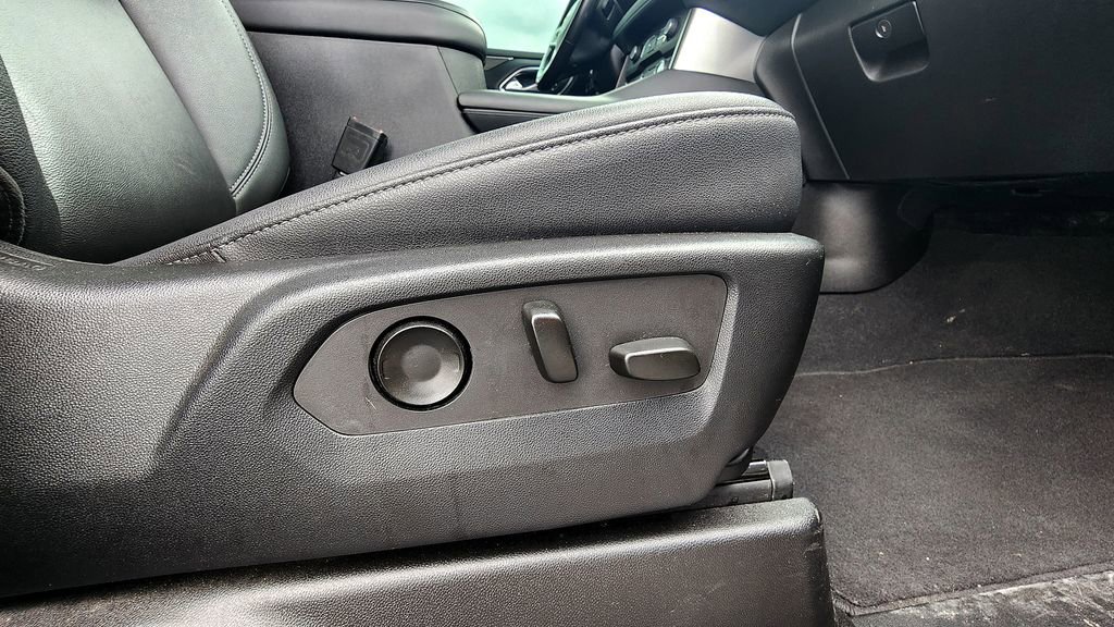 2022 Chevrolet Suburban LT - Photo 57