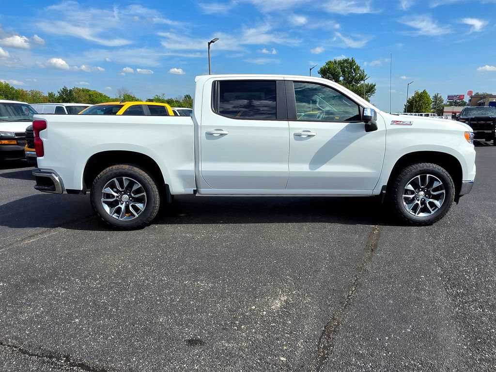 2026 Chevrolet Silverado 1500 LT - Photo 11