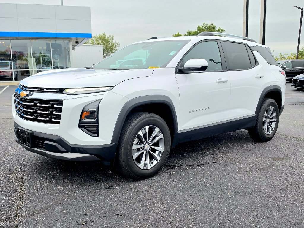 Used 2025 Chevrolet Equinox LT with VIN 3GNAXHEG3SL240208 for sale in Kansas City