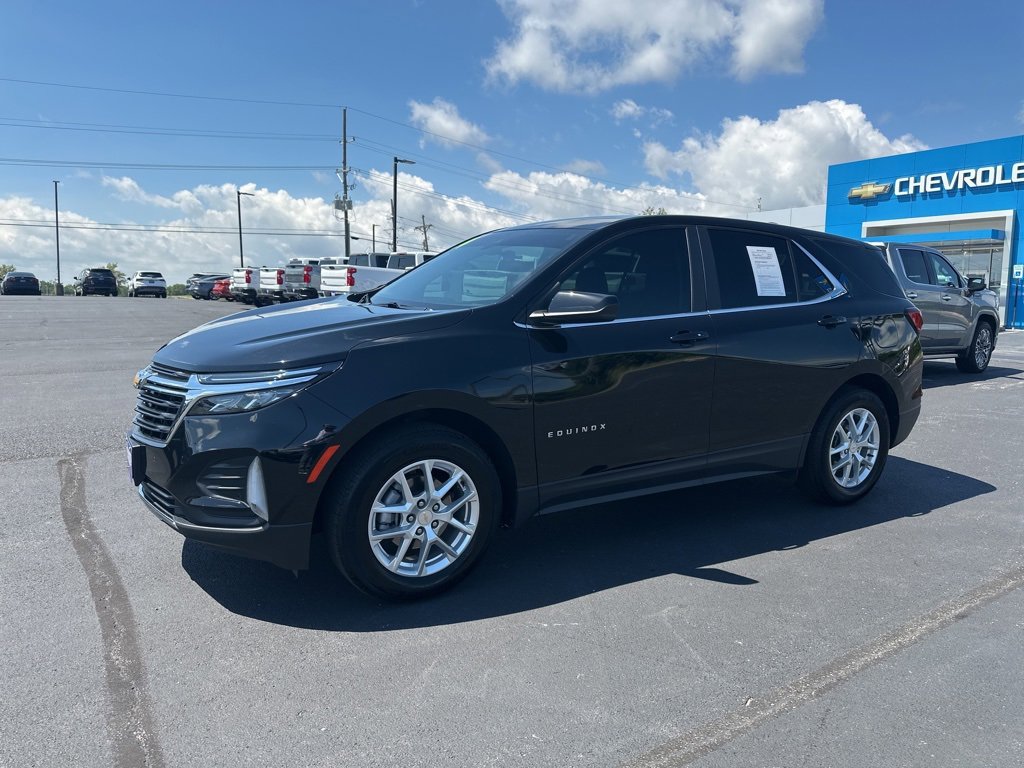 Used 2024 Chevrolet Equinox LT with VIN 3GNAXKEG2RL171549 for sale in Kansas City