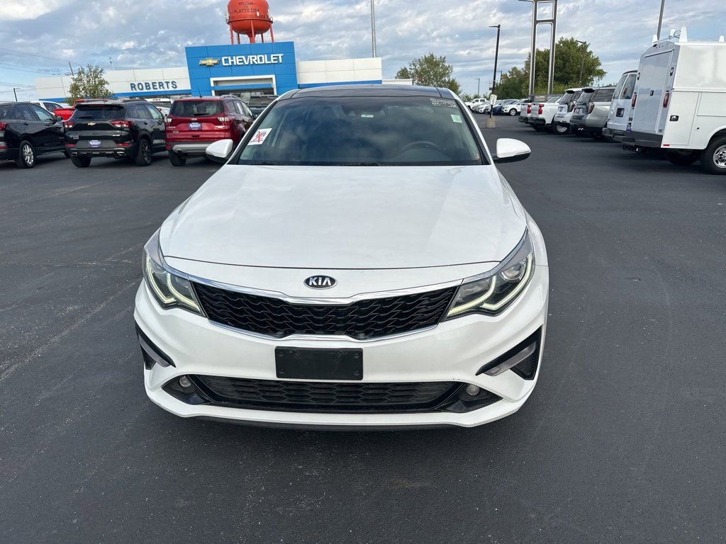 2019 Kia Optima S photo 2