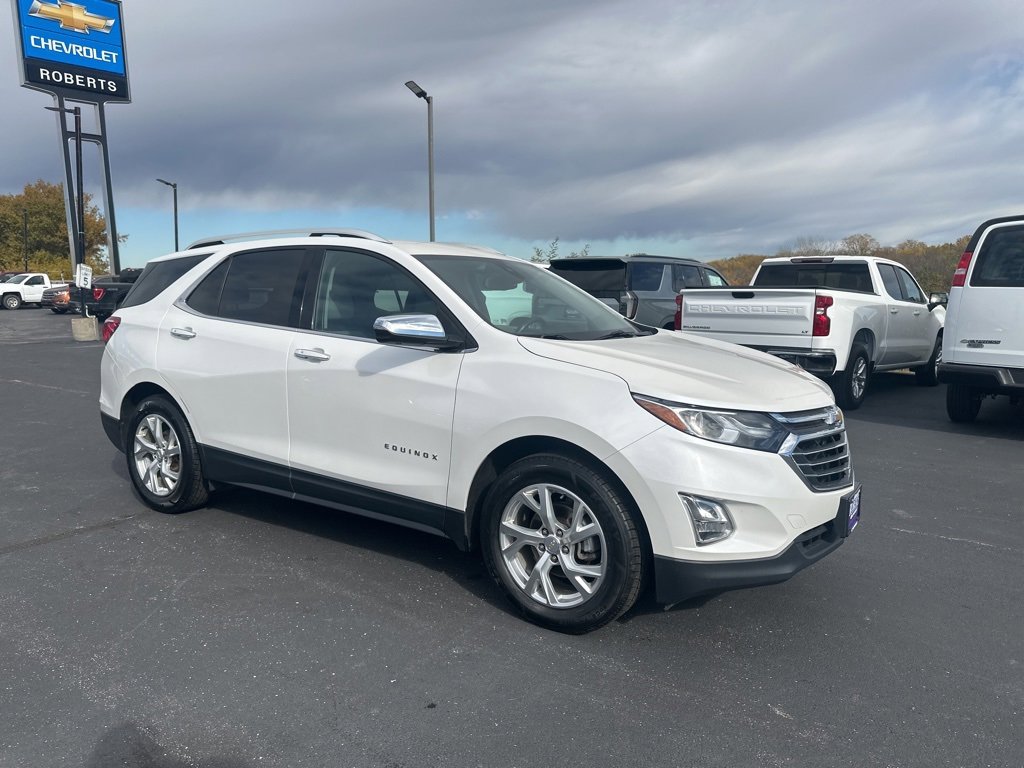 Used 2018 Chevrolet Equinox Premier with VIN 2GNAXMEV7J6344727 for sale in Kansas City