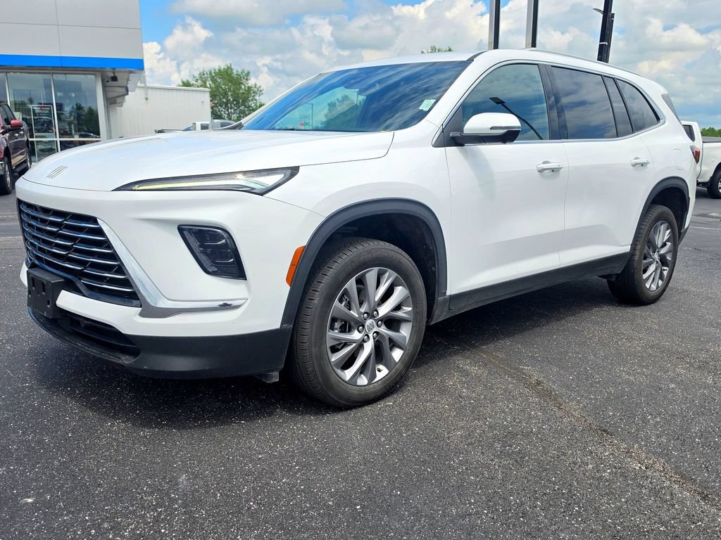 Used 2025 Buick Enclave Preferred with VIN 5GAEVARS2SJ249951 for sale in Kansas City