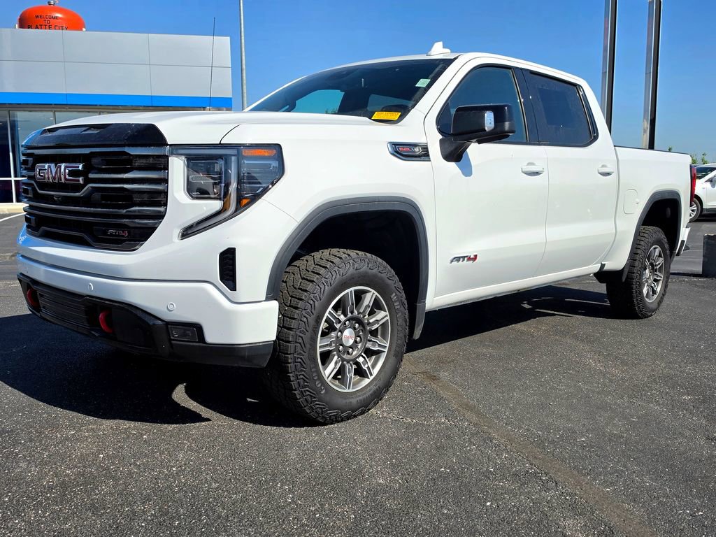 Used 2025 GMC Sierra 1500 AT4 with VIN 1GTUUEEL4SZ310995 for sale in Kansas City
