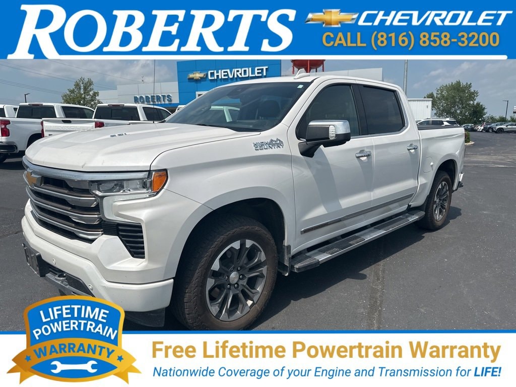2022 Chevrolet Silverado 1500 High Country's photo